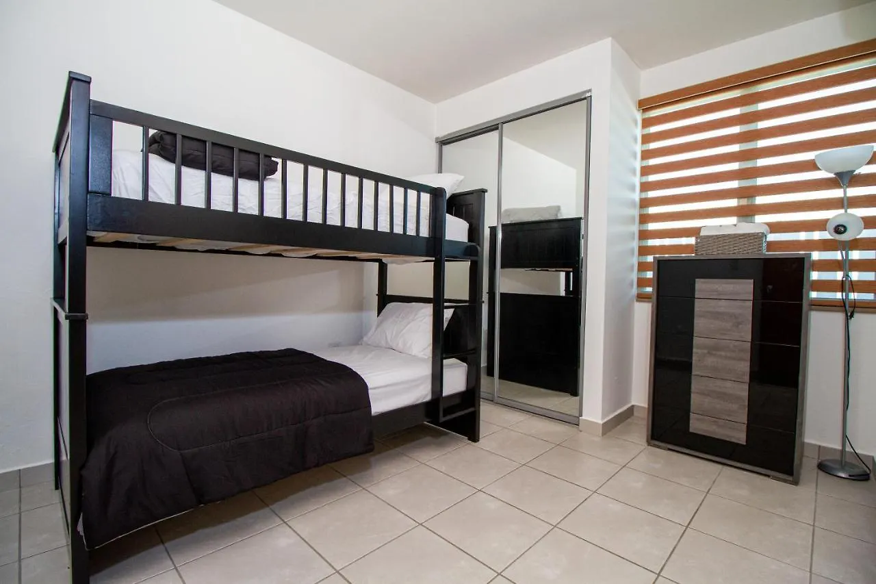 דירות לוקווילו Ocean Blue Getaway House